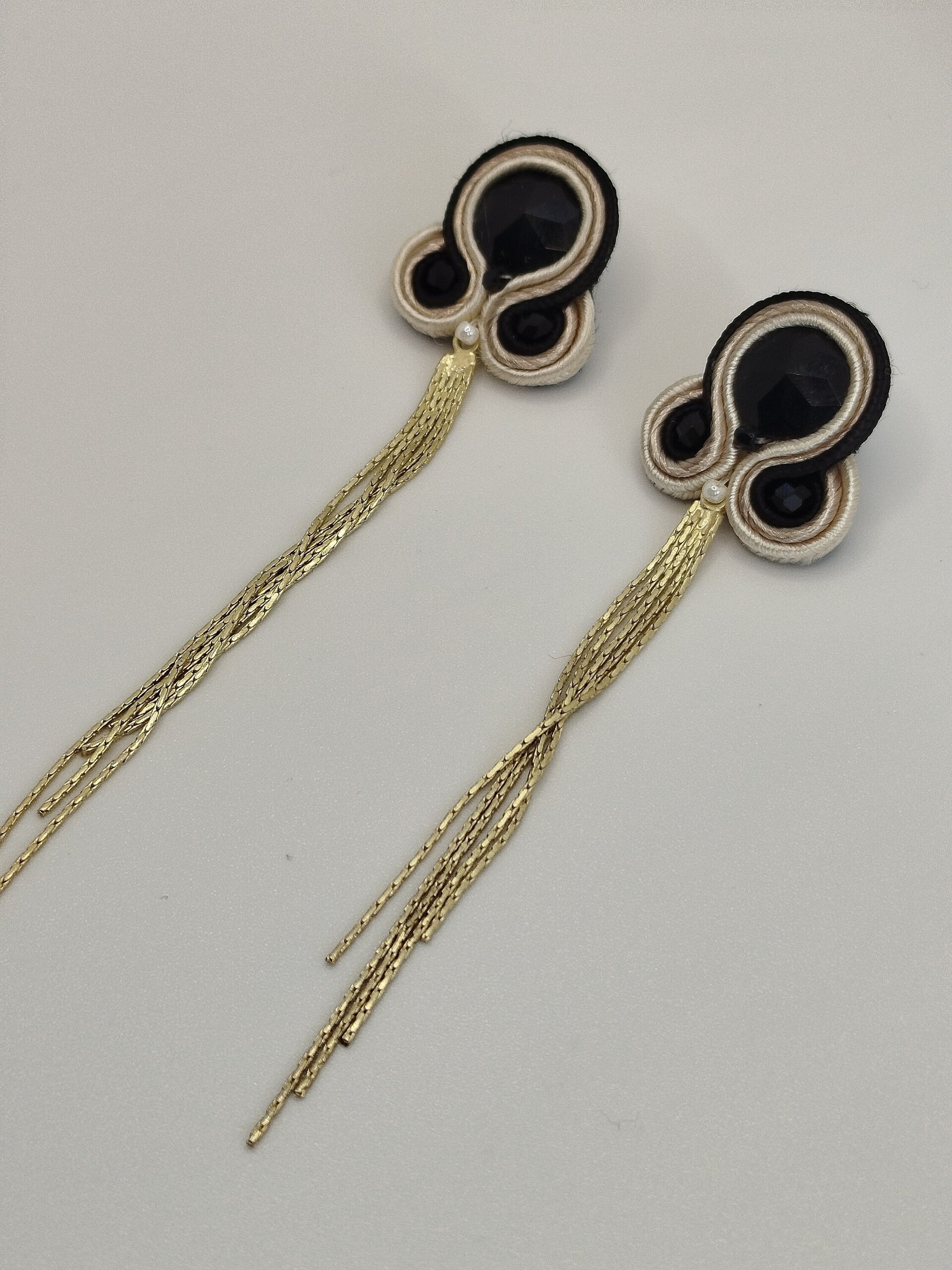 Pendientes Atenas negro - 3