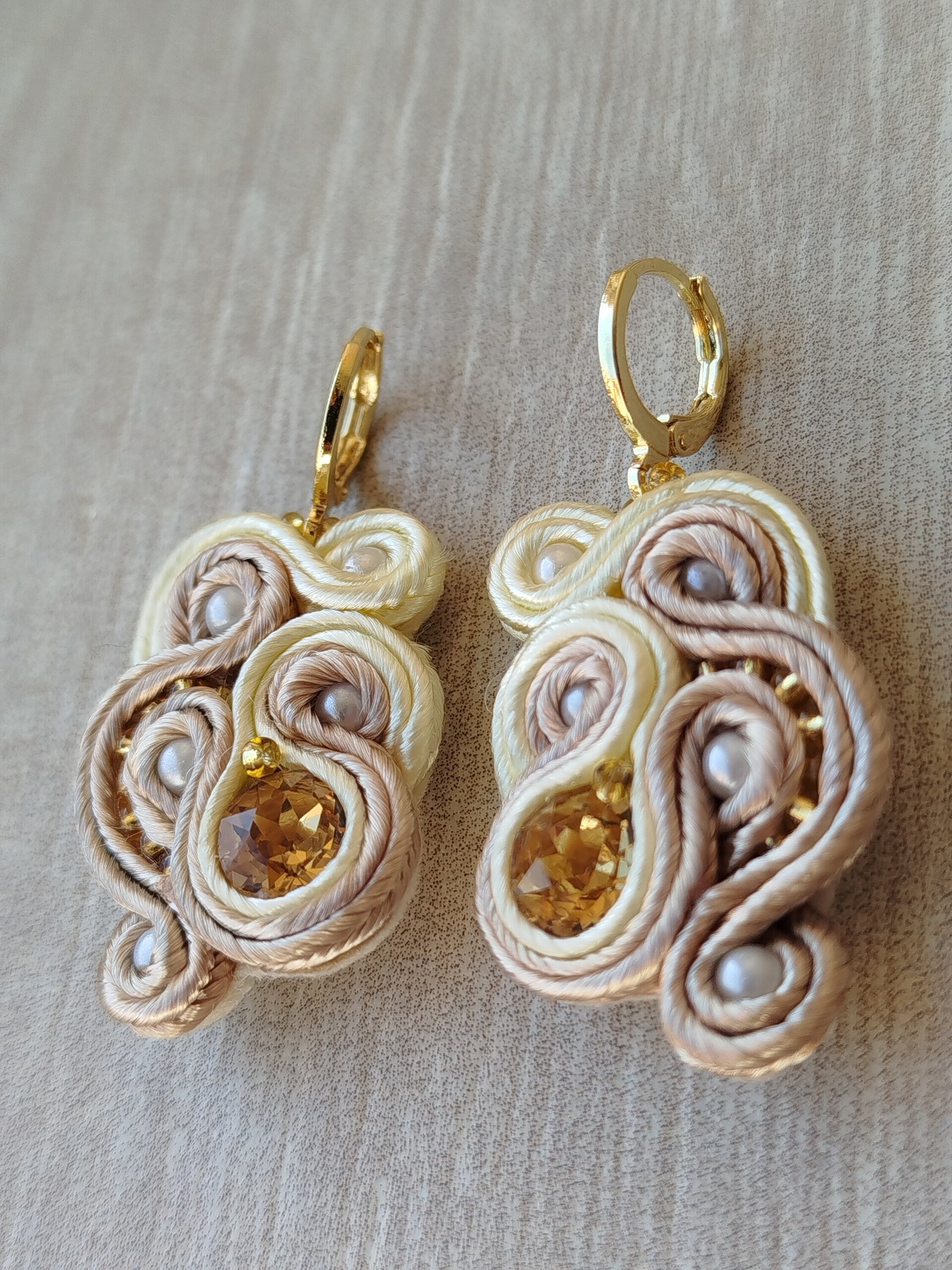 Pendientes Aisha beige - 2